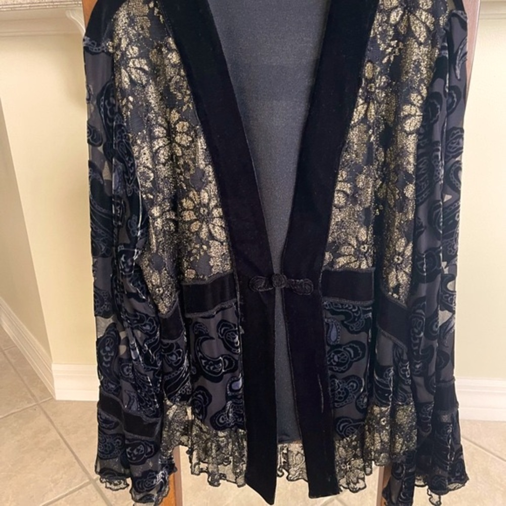 Silk Aris A Velvet & Lace jacket, bell sleeves, peplum style waist,  1XL
